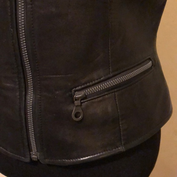 Designer 100% smooth leather vest - Picture 3 of 7